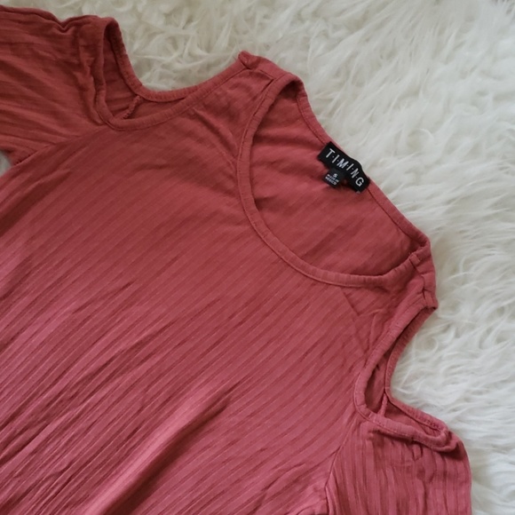 Top - Picture 3 of 4